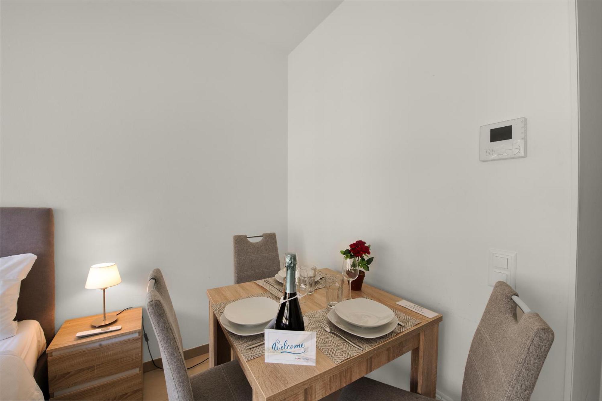 Alta Vista - Happy Rentals Locarno Luaran gambar