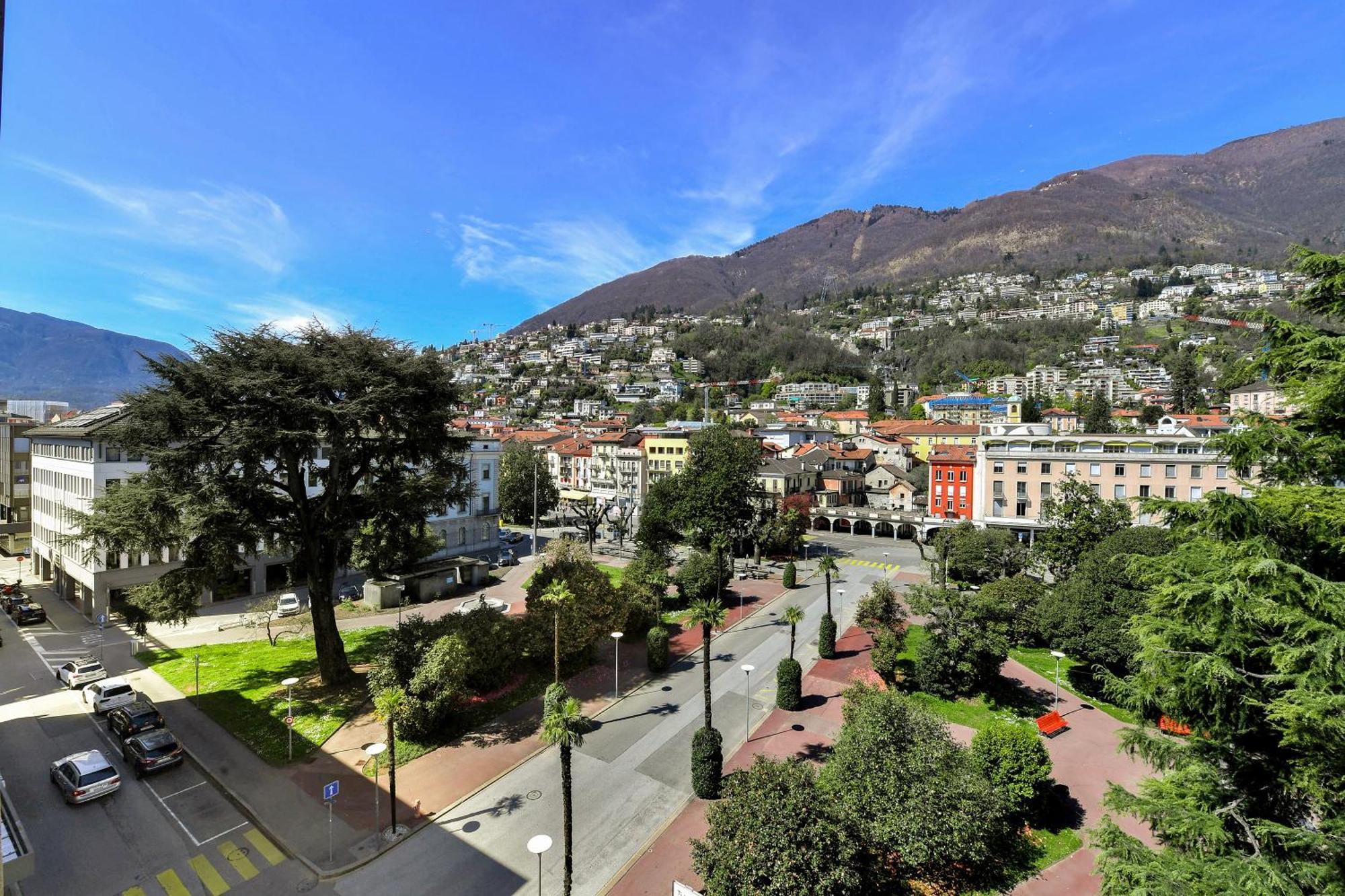 Alta Vista - Happy Rentals Locarno Luaran gambar